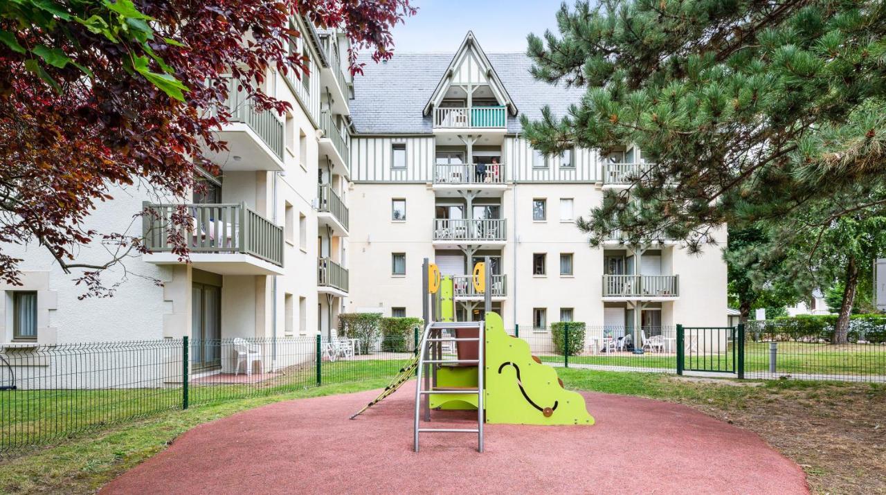 Residence Pierre & Vacances Les Embruns Deauville Esterno foto