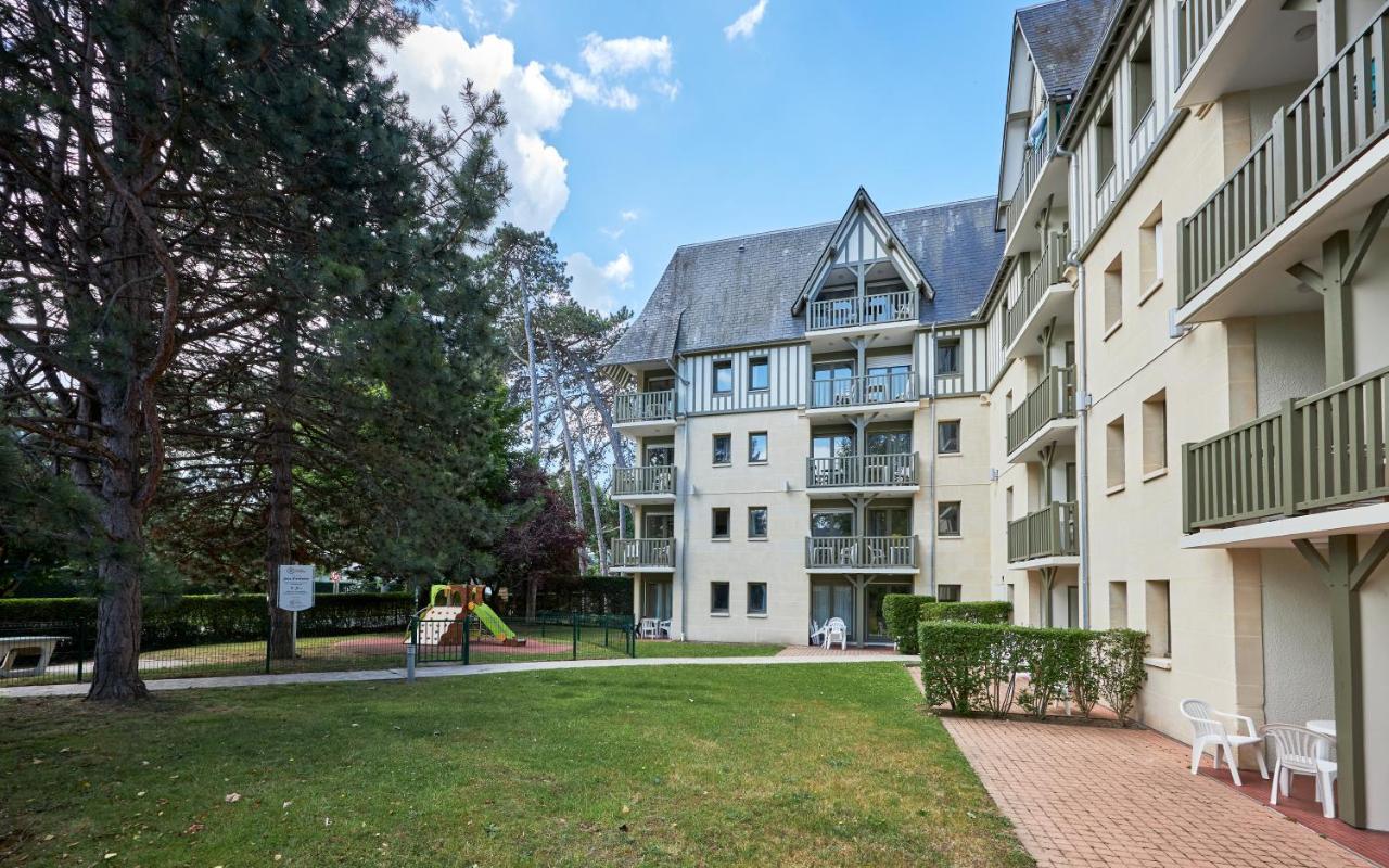 Residence Pierre & Vacances Les Embruns Deauville Esterno foto