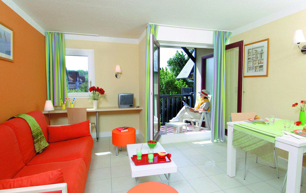 Residence Pierre & Vacances Les Embruns Deauville Esterno foto